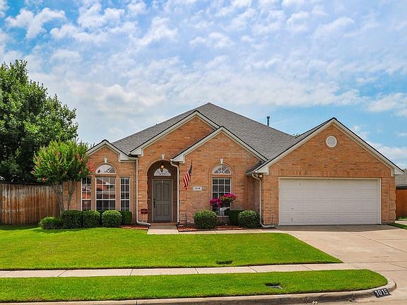 2nd image of 1015 Pegasus Dr