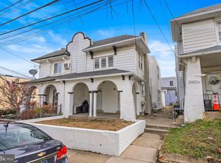25 N Pennock Ave, Upper Darby, PA 19082