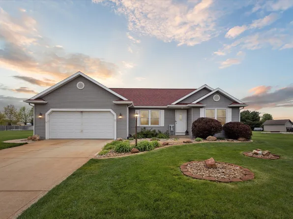 18243 Scarborough Ln, Goshen, IN 46528