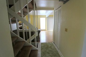 3rd image of 1600 Bradley Ct #1