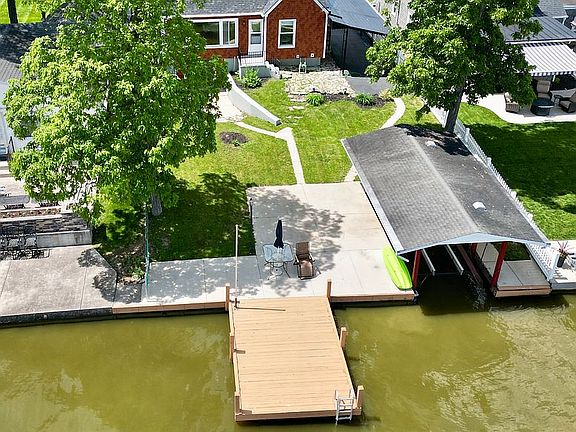 2nd image of 10575 Buckeye Dr