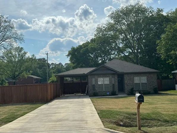 801 Baker Blvd, Tuscumbia, AL 35674