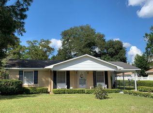 902 Woodward St, Waycross, GA 31501