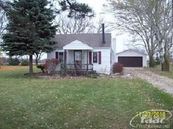 498 Walnut St, Gaines, MI 48436