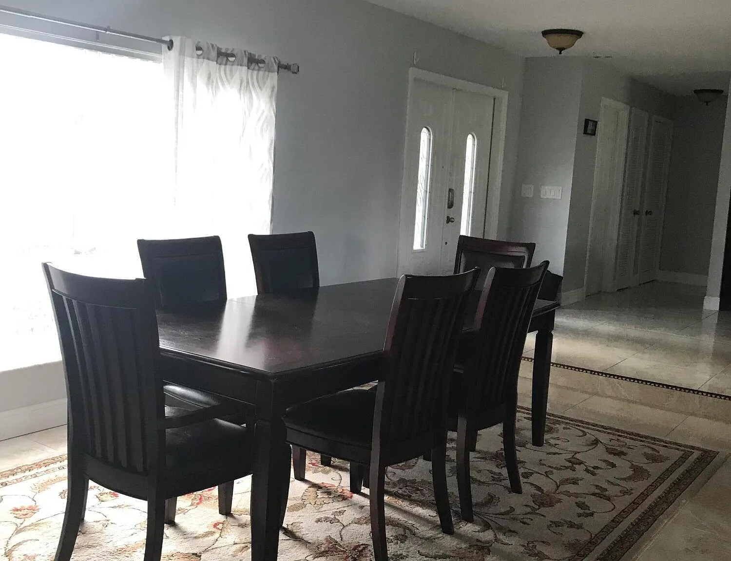 3 bed, 2.0 bath, 1770 sqft, $7,900 — Photo 2