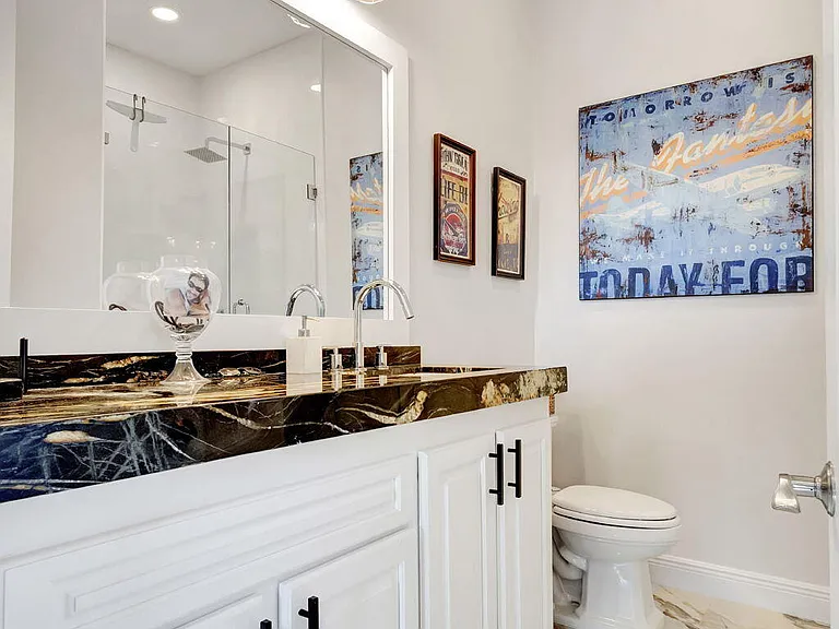 301 Del Sol Cir — Photo 42
