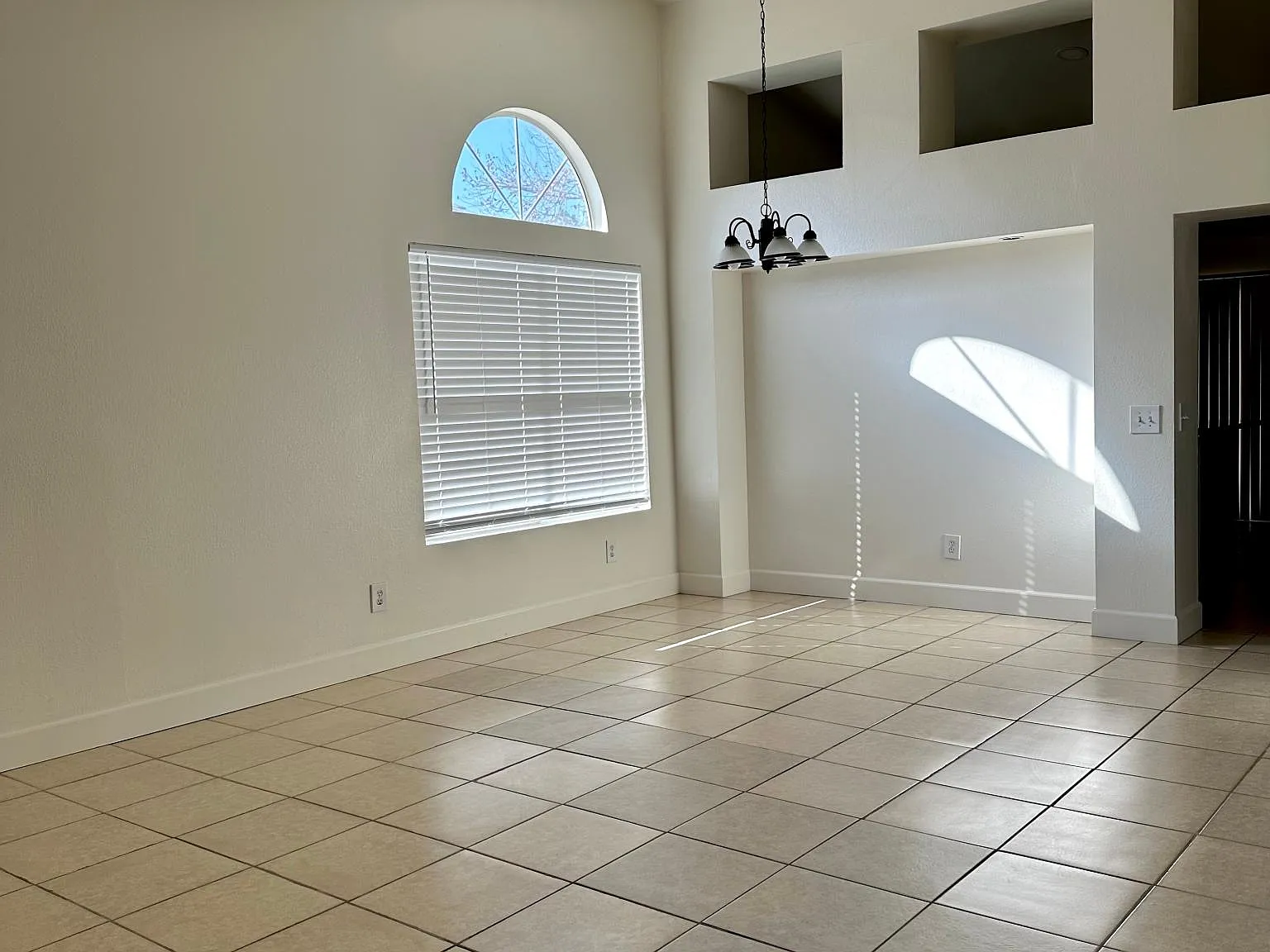 45657 Berkshire St — Photo 4