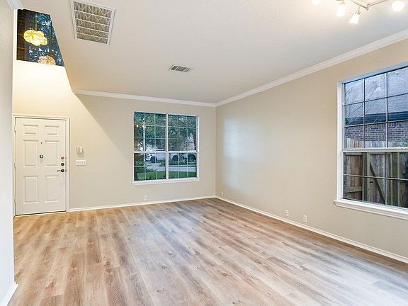 5th image of 1604 Serenity Springs Cv