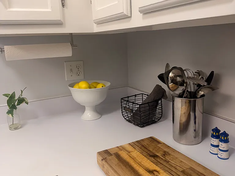 75 Royal Oak Ct #201 — Photo 6