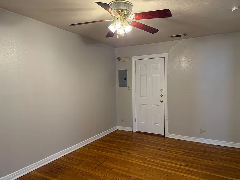 237 Pershing Ave #4 — Photo 10