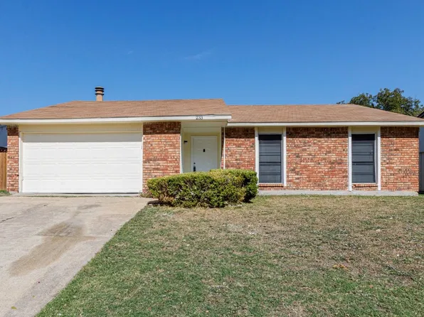 233 Rockcrest Dr, Mesquite, TX 75150