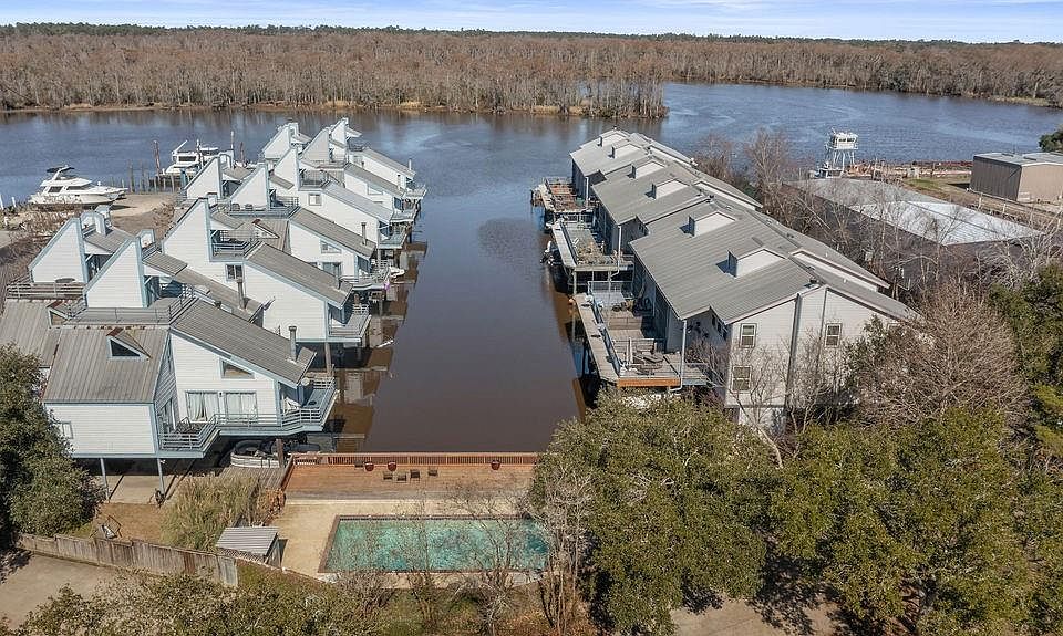 141 Highway 22 E Madisonville LA Zillow