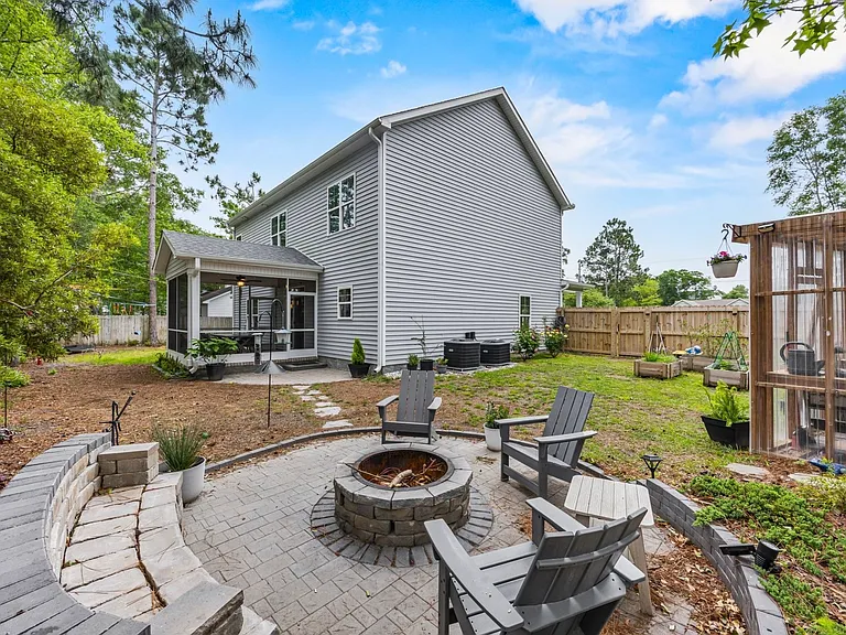 247 Shellbank Dr — Photo 28