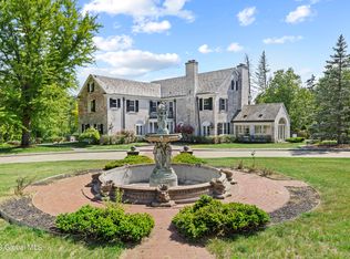 47 Spring Street Rd, Loudonville, NY 12211