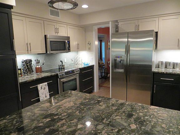 2nd image of 23 Hillbrook Way #23