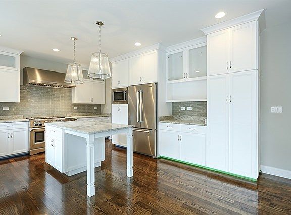 5th image of 608 S Sunnyside Ave