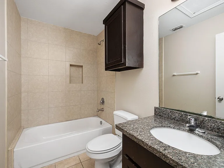 1224 W Harrison Ave #7 — Photo 8
