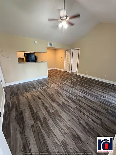 Floor plan B08