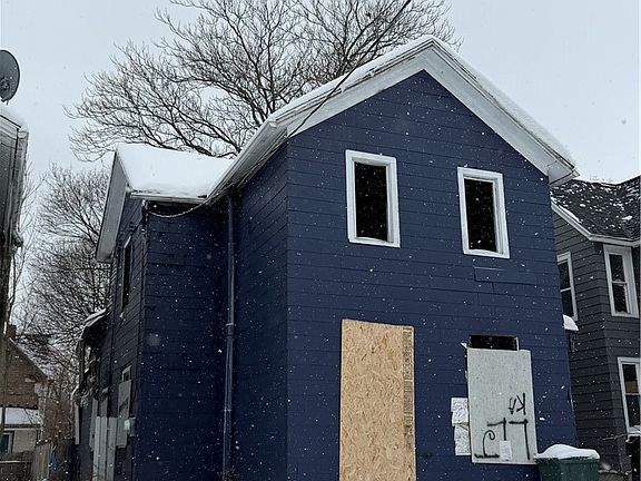 2nd image of 21 Gladstone St