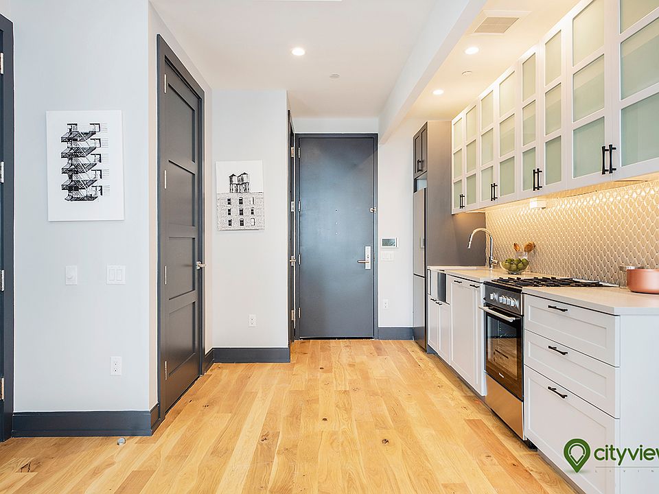 1st image of 10 Montieth St APT 367