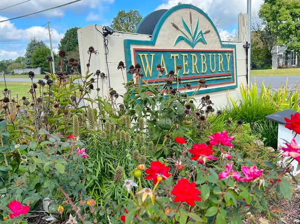 9471 Grinnell St, Indianapolis, IN 46268