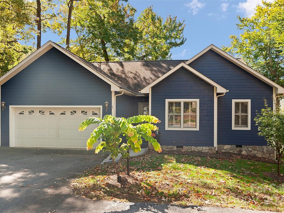 1st image of 29 Lingering Shade Ln