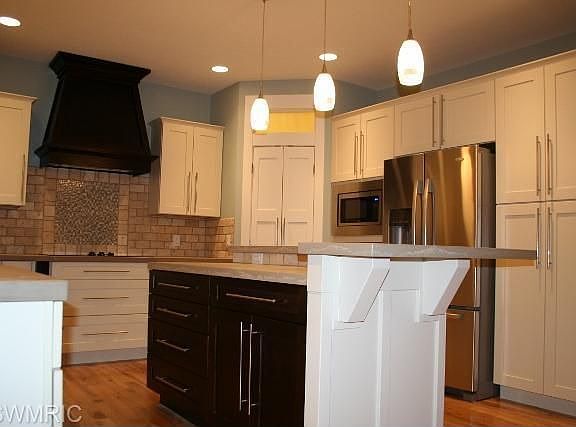 5th image of 4363 Oak Meadow Dr