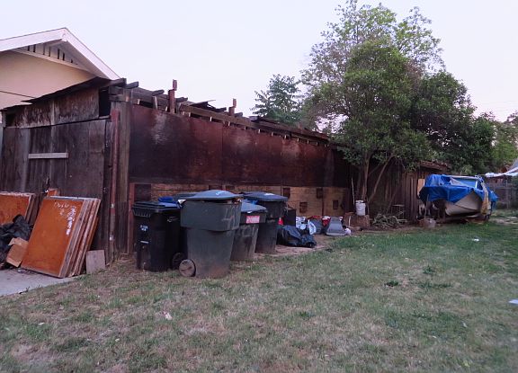 5th image of 4810 7th Ave