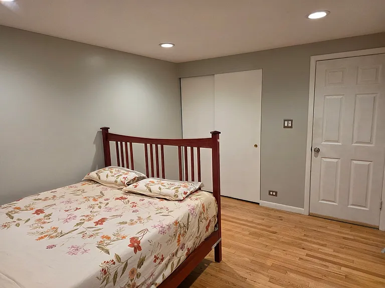 1719 W Lexington Dr — Photo 9