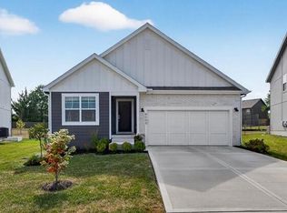 9005 SW 9th St, Blue Springs, MO 64064