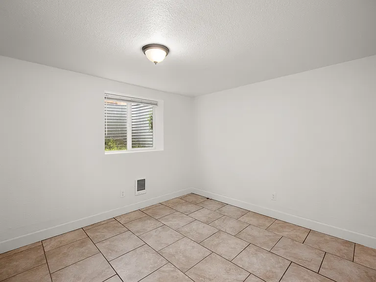 2407 E 7th Ave #B — Photo 10