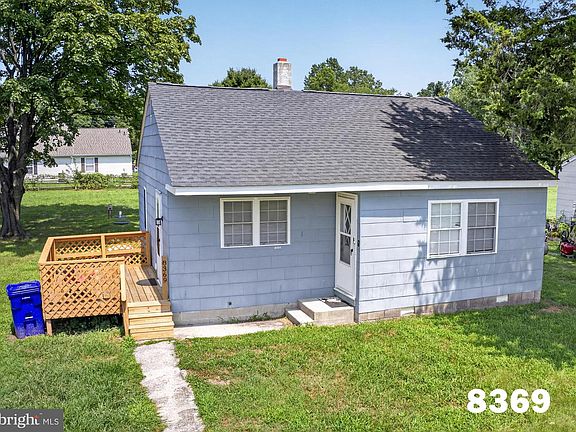 3rd image of 8381 Nylon Ave