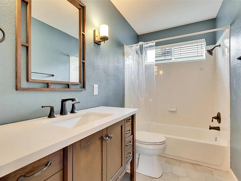 2212 Melissa Oaks Ln — Photo 20