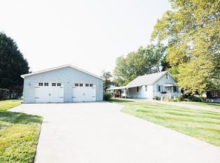 3853 Hereford Rd, Erie, PA 16510