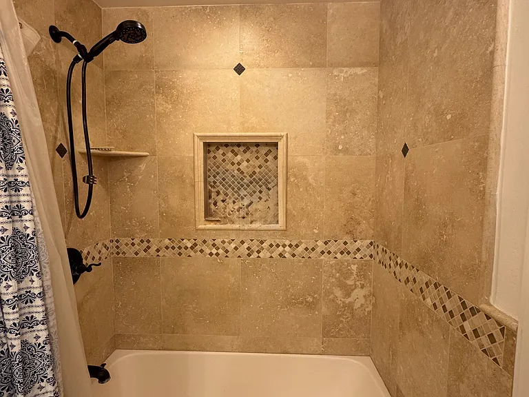 1045 Paseo Del Norte — Photo 18