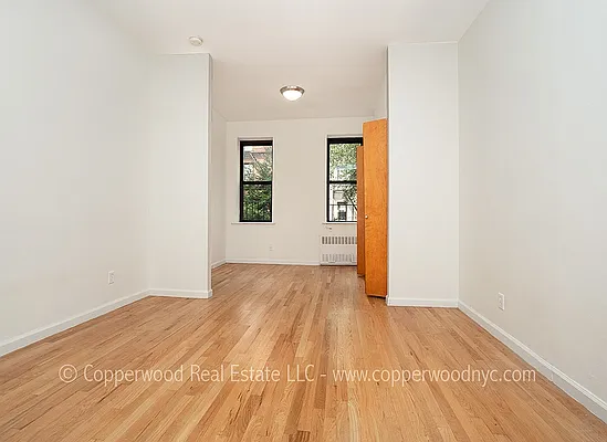 Rented by Copperwood Real Estate | media 10