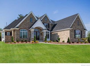 8965 Wicklow Mnr, Clarence Center, NY 14032