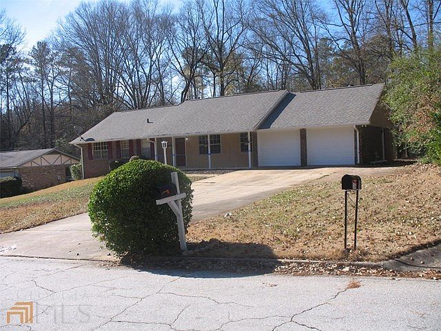 1st image of 3352 Moravia Dr