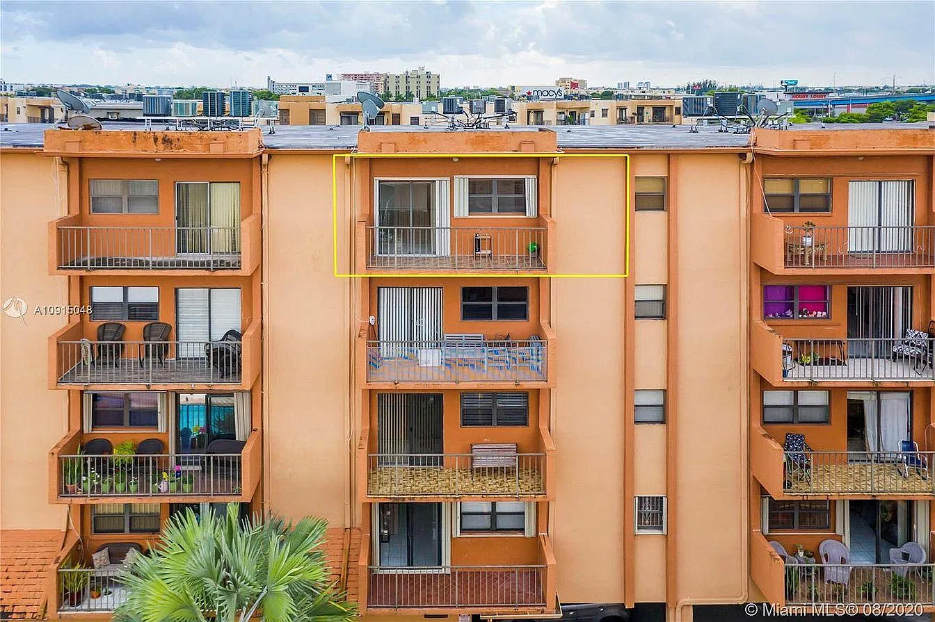 1 bed, 864 sqft, $1,800 — Photo 2