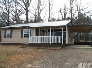 453 Swanson Dr SW, Lenoir, NC 28645
