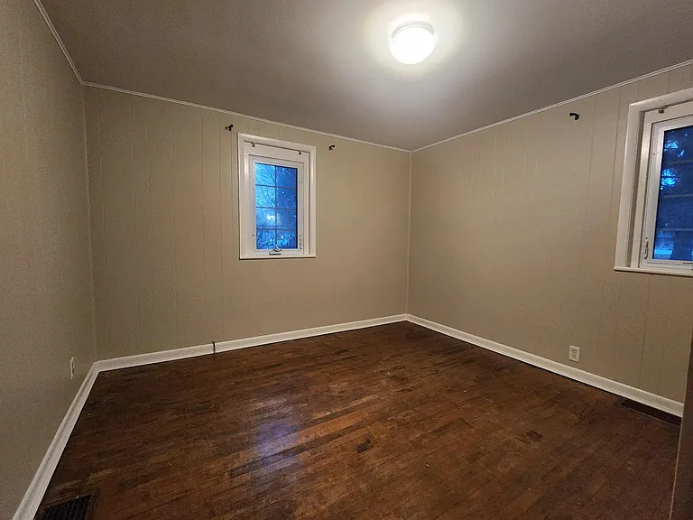 5550 Midland Rd — Photo 7