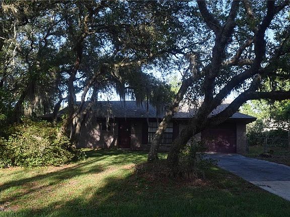 2nd image of 2571 N Waco Dr