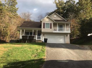 5246 Merriman Rd, Roanoke, VA 24018