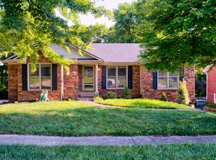 2723 Antone Pkwy, Louisville, KY 40220