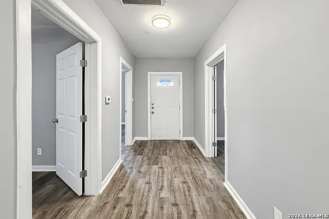 3 bed, 2.0 bath, 1534 sqft, $1,850 — Photo 3