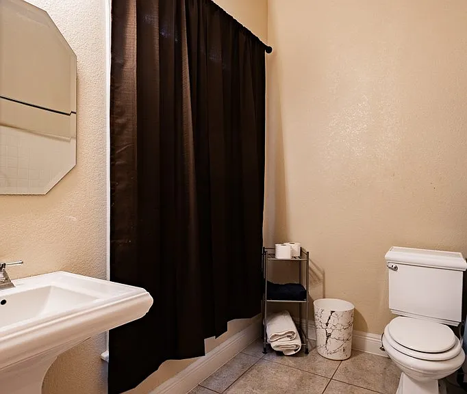 2201 Zacatecas Dr — Photo 31