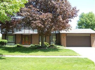493 Franconian Dr E, Frankenmuth, MI 48734