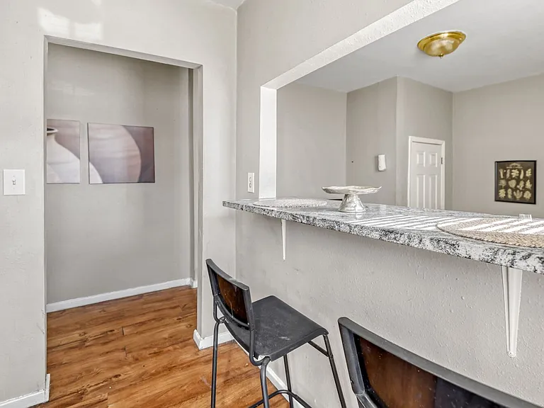 400 N Rose St #1 — Photo 5