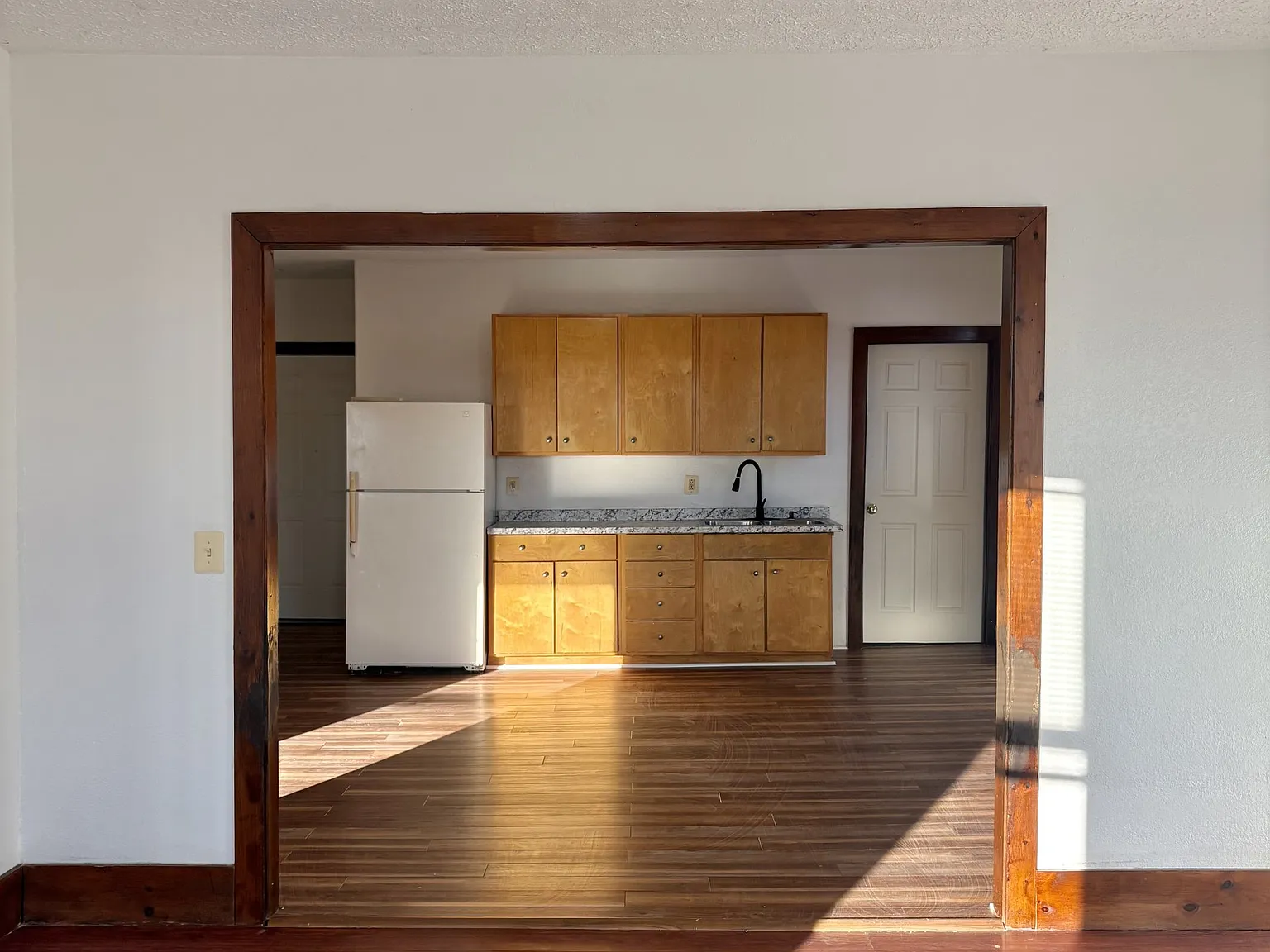 3 bed, $1,450 — Photo 4