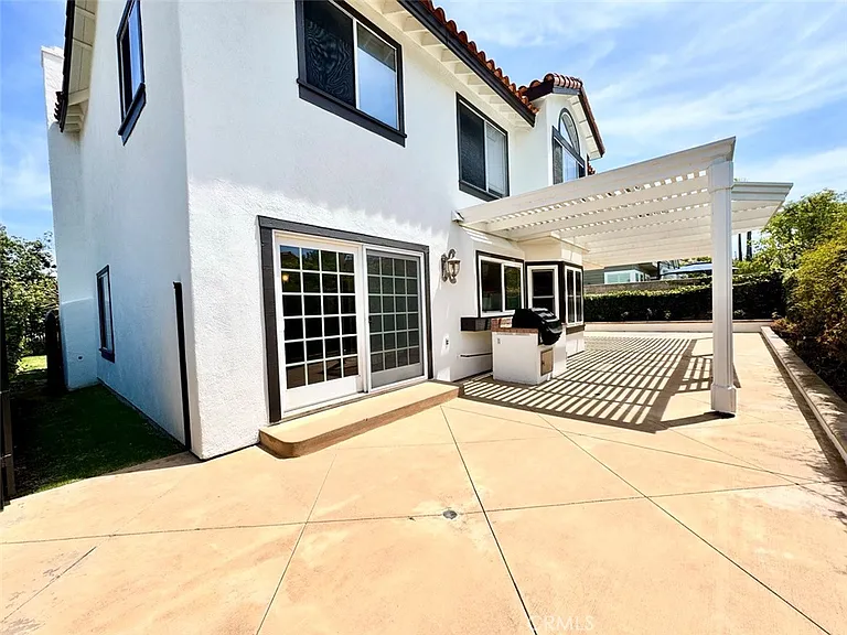 22511 Peartree — Photo 31